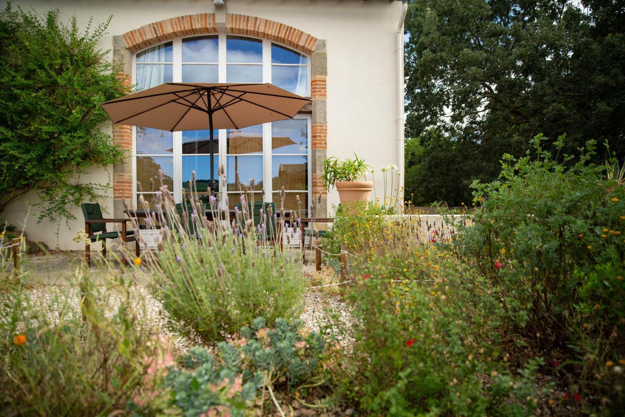 The East Wing - Carcassonne Villa Montreal  Exterior photo